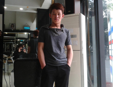 浪迹教育PUA里的奇迹 从搬砖工到PUA浪子