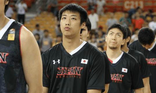 张本天杰：日本男篮了打败中国 选择入日籍明智