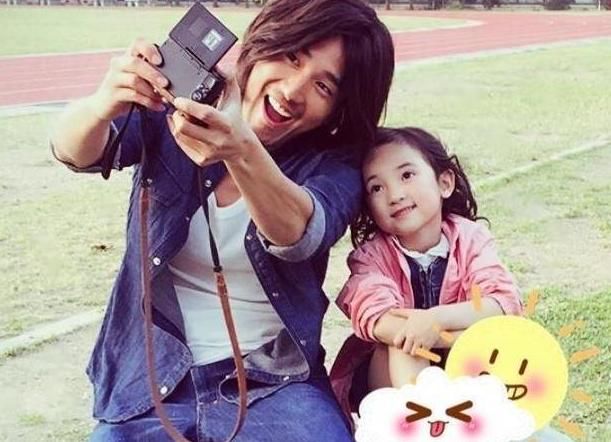 戚薇女儿1岁时被骂长得太丑,长开之后,越大越