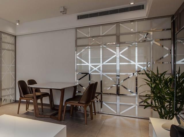 160平顶楼复式装修,老婆思想比较开放,主卧设