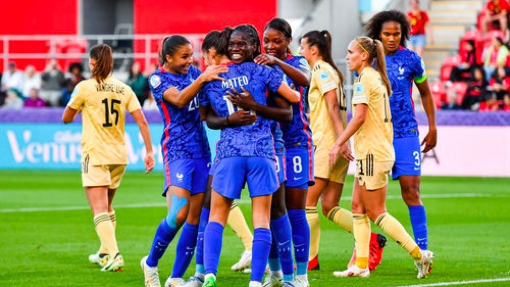 女足欧洲杯：法国连胜提前小组出线