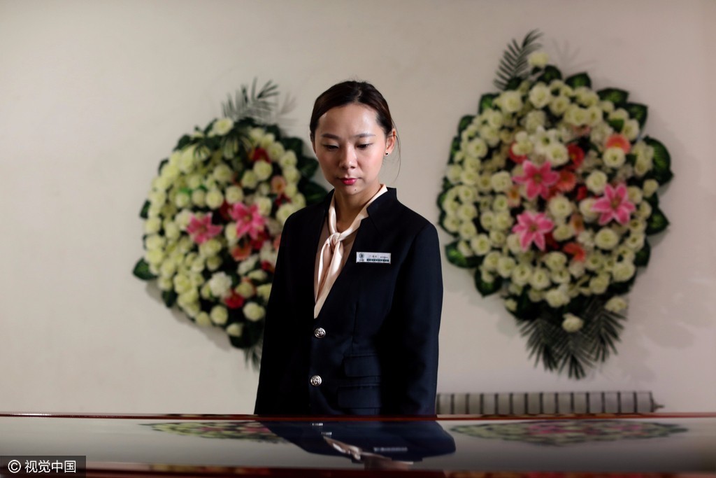 90后美女入殓师:不会因为爱情放弃职业