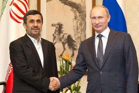 自作自受!特朗普腹背受敌!伊朗、联手俄罗限石