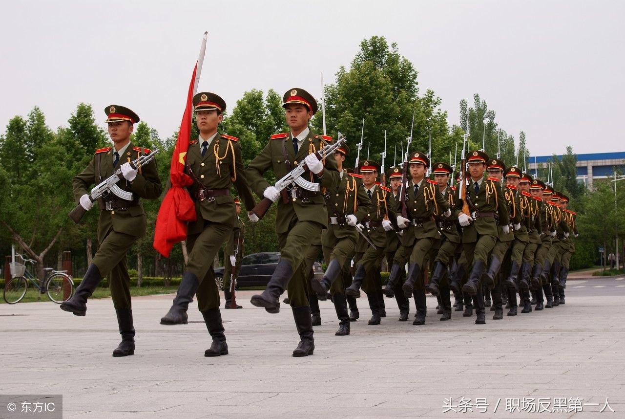 国庆节前:国旗护卫队,威武雄壮,气势如虹!永远祝福国家强盛!