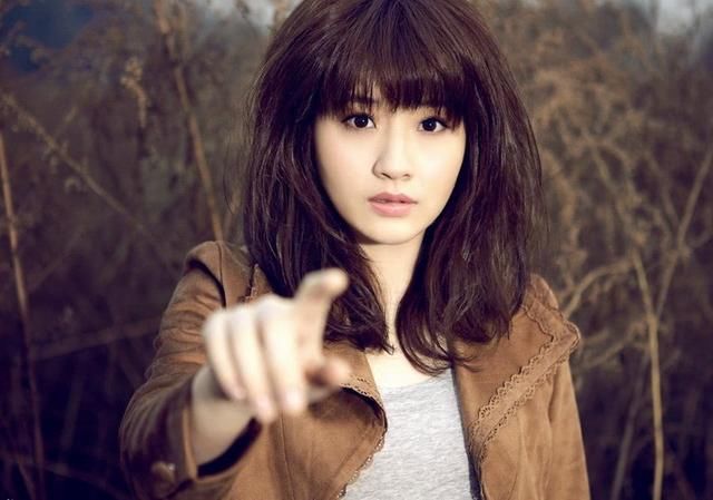 快被遗忘的女歌手,曾是国内第一网红歌手,今3