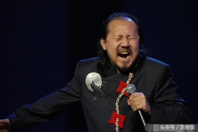 腾格尔参加《歌手》拒绝唱《隐形的翅膀》!怕