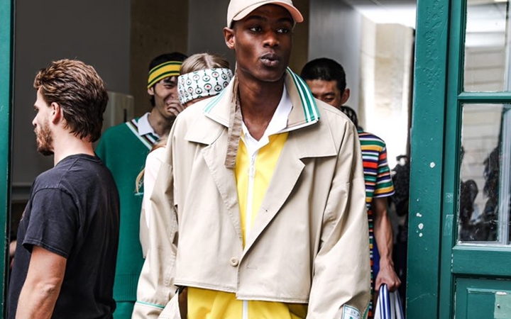 从街头回归主流,李宁试水高级感“国潮” 从街头回归主流,李宁试水高级感“国潮”