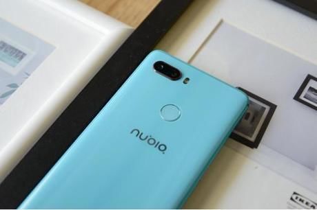 这拍照让人看了就心动,努比亚Z18mini明日10点