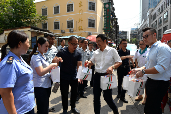 (通讯员 胡诺 赵明)8月4日上午,西陵区政府副区长