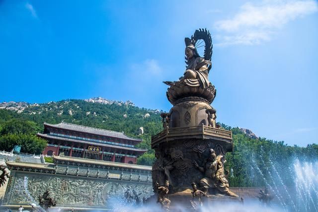 山东最凉爽的海边城市,山海相连,佛家圣地,是黄