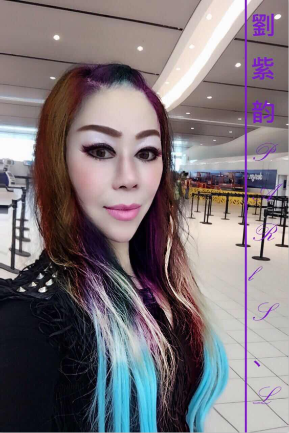 加拿大华裔女艺人刘紫韵(PARlS LlU )
