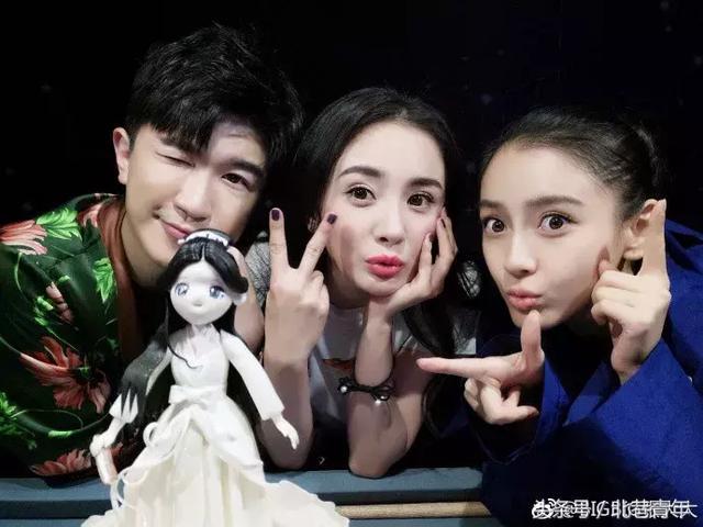 观众提问杨幂很丑,刘诗诗的回答获赞!深扒杨