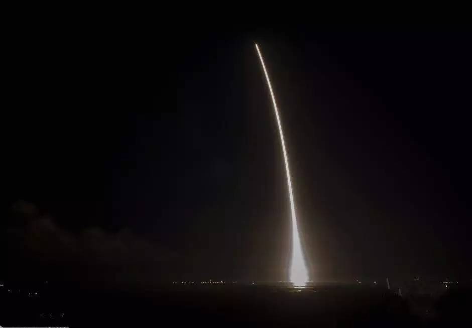 中国首台3D打印机将上太空 失重环境可工作