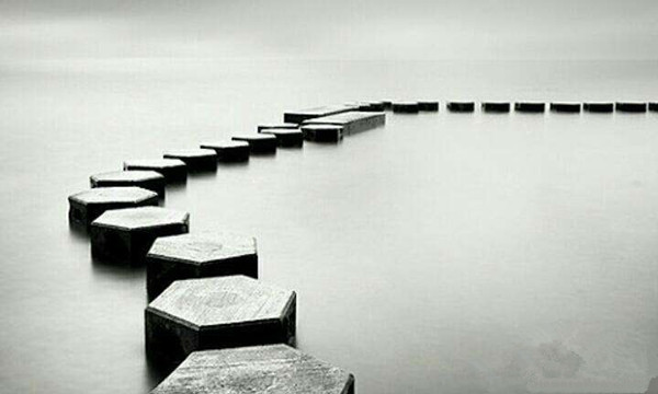 命局中枭印夺食的表现