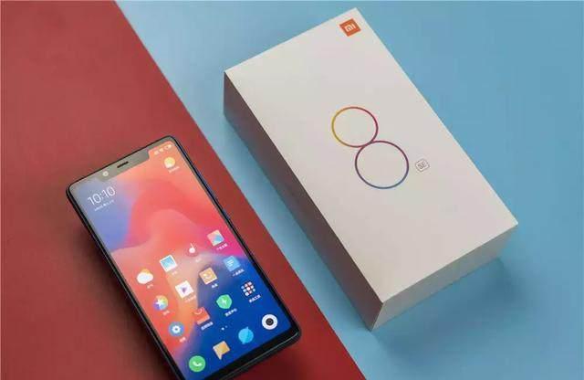 还在问iPhone SE2?国产小屏旗舰机亲民价来袭