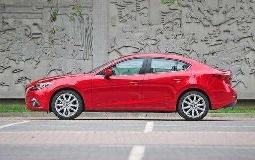 马自达3和本田思域哪个好?11年的汽车评估员