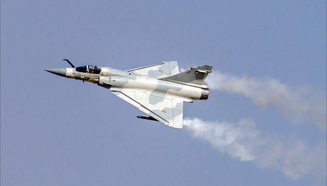 巴铁确定弃购歼10,采购二手幻影2000,成为中国