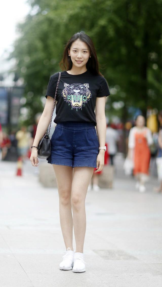 时尚达人教你牛仔短裤时尚穿搭 时尚达人教你牛仔短裤时尚穿搭