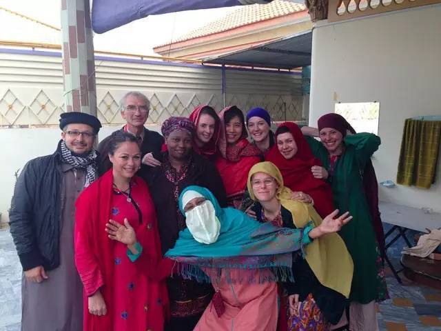 我们这个项目定的是最高的安全等级，就是最危险的意思，我们只能在医院和驻地之间两点一线活动。