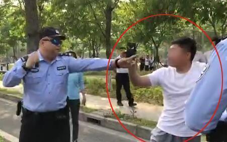 解放军军机双向绕台 台专家称打掉歼20并不