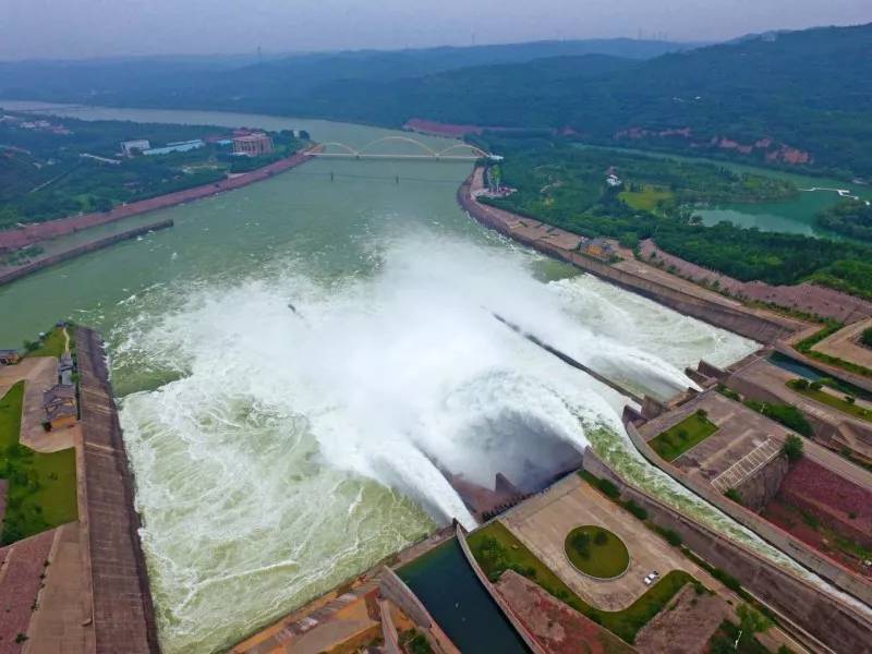 航拍:济源被世界瞩目了!小浪底开闸放水啦!