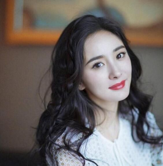 武汉商场阿姨,300元的手机,拍下杨幂本人,没美