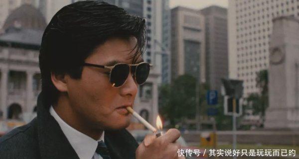 周润发点烟,张耀扬甩烟,任达华灭烟,论技术都不