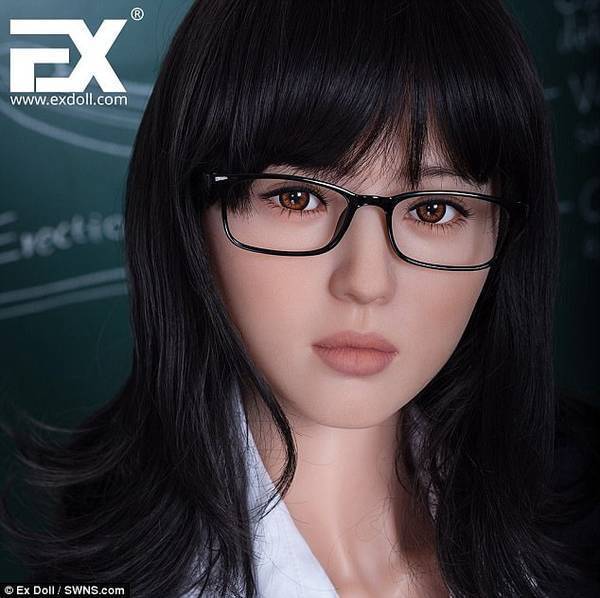 中日合作研发性爱机器人 四肢灵活颜值逆天