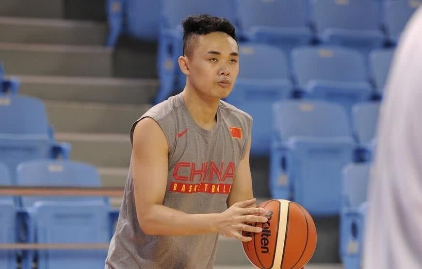 闹腾了一个夏天后,原帅既没有加盟新的球队,也没能回到辽宁队,最终,他