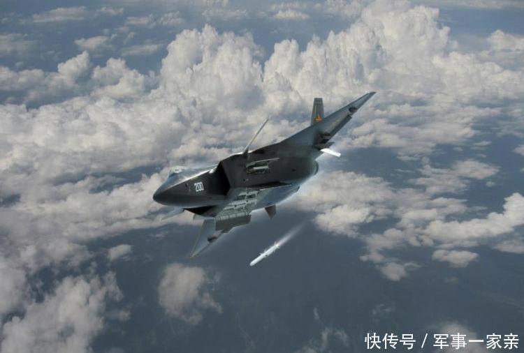 歼20的耗油量太大了,飞行一小时就花费三十万