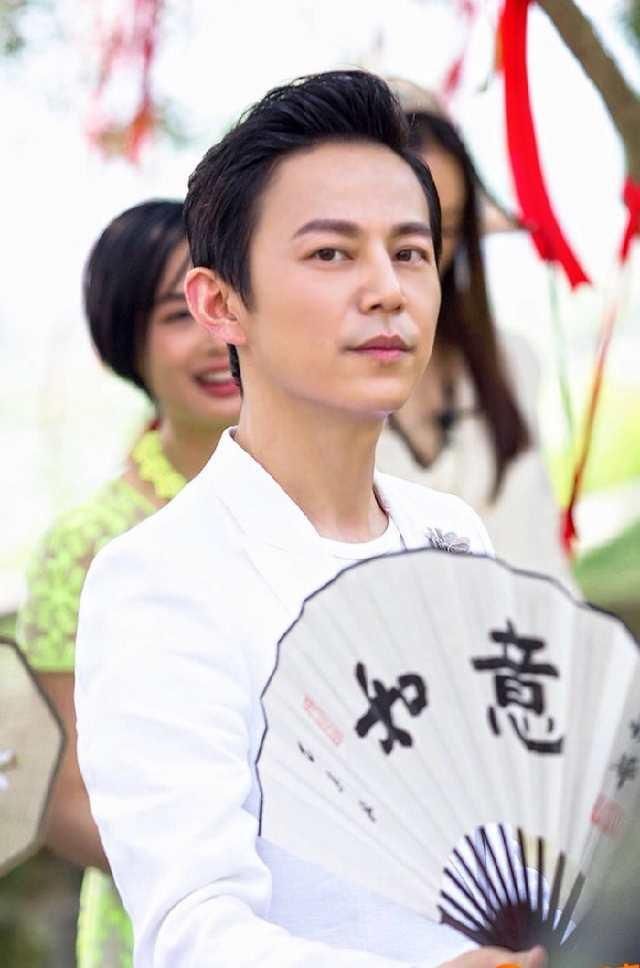 何炅为什么不结婚?吃瓜群众不明白