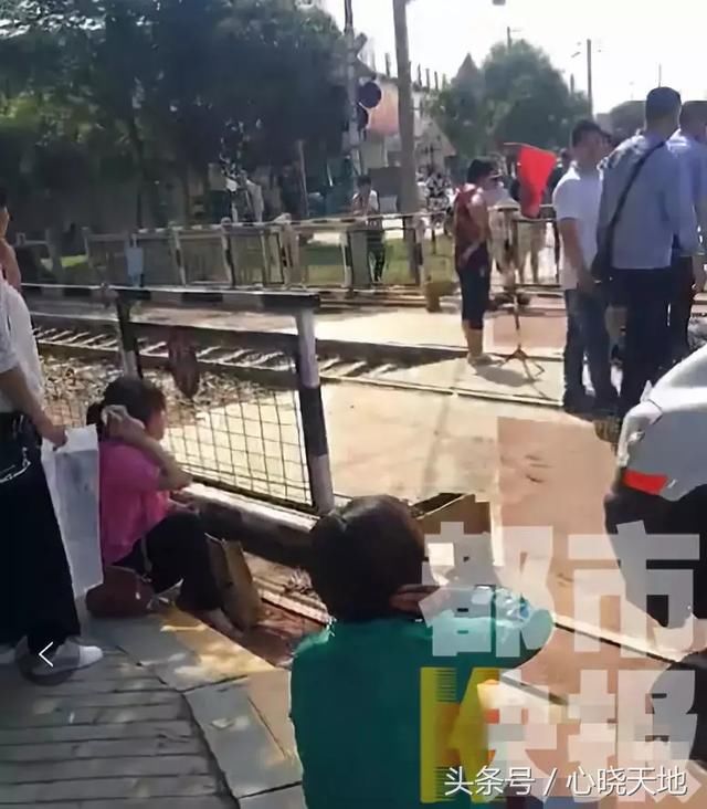 突发!西安西三环公交发生伤人事件多人受伤犯