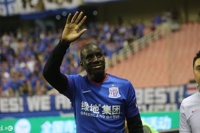 宣:中超俱乐部上海申花前锋登巴巴加盟土超俱