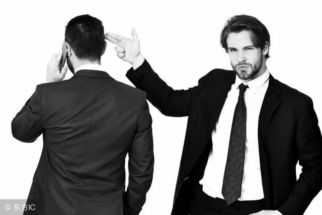 保安要求每个月加500工资,经理叫他滚,一个电