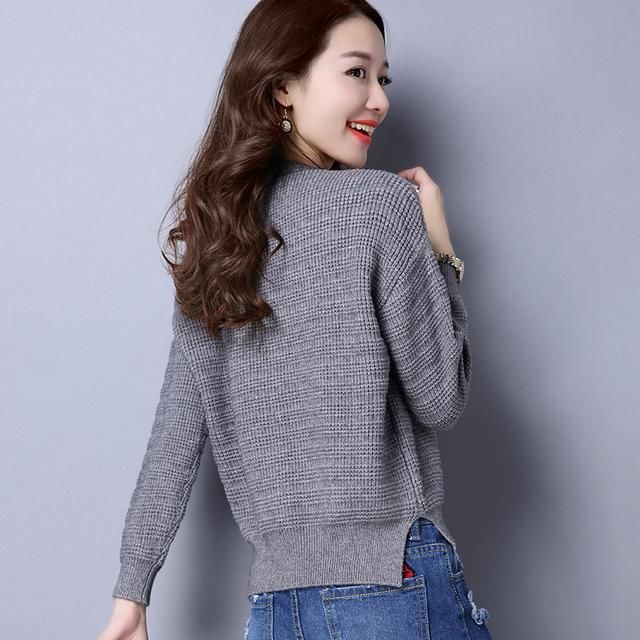 又到了毛衣可以单穿的季节了,学明星来一波毛