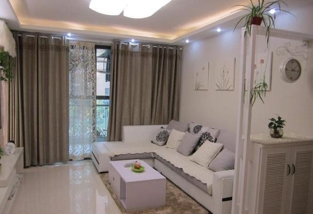 我和老公是大学同学,一路过来顺风顺水的谈婚论嫁,结婚是必须要有婚房