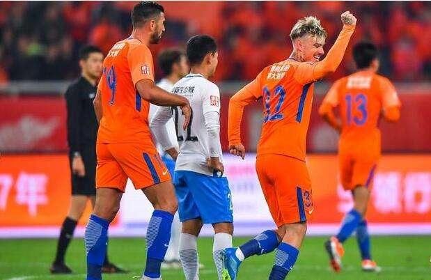 足协强挖中超主帅!曝李霄鹏升任国足二队教练