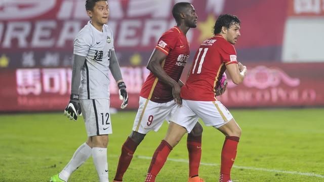 劲爆!继下发外援全换指令后许家印再出重拳:里