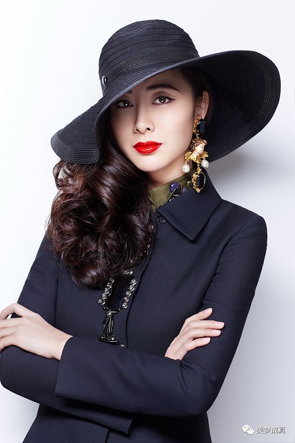 封面人物:迷恋手工的最美女神--tracy chu朱熙越