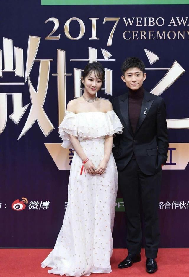 微博之夜:钟汉良吴亦凡实力被拍1米6,辣妈杨幂