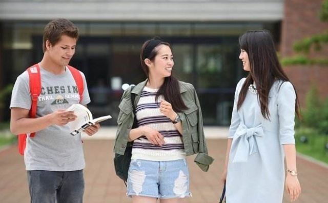 留学生在日本靠打工能养活自己吗?