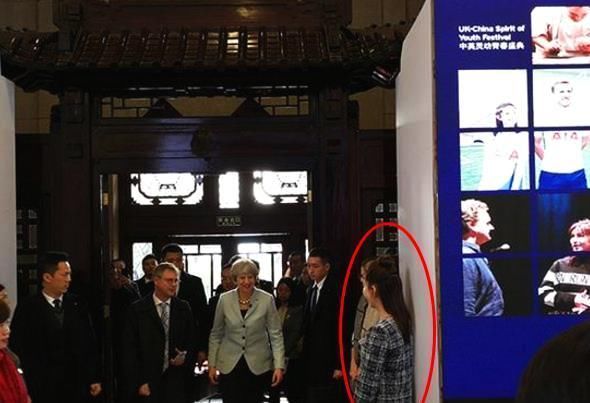 没有想到给英国首相担当翻译的竟然是这位大明