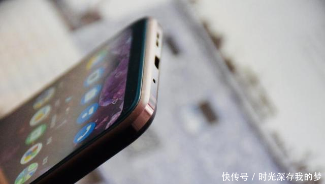 诺基亚X7 1699元起,中国特供暮夜红配色真机图