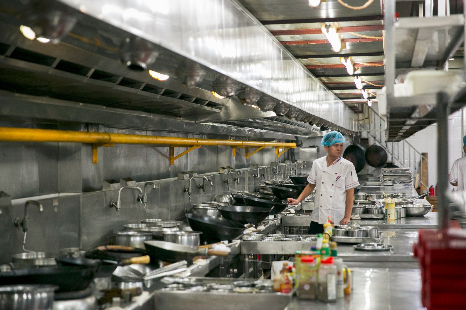 麻小可以安心吃啦!簋街推行"明厨亮灶"