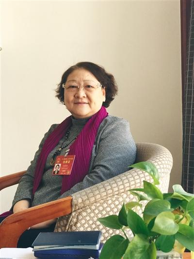 人大代表孙晓梅:性暴力经济控制应纳入家暴形式