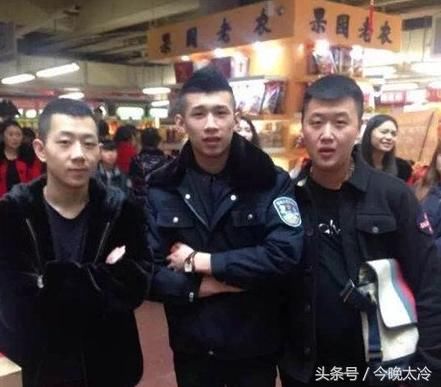 因天佑跟杨幂微博互怼,王思聪8000万买走天佑