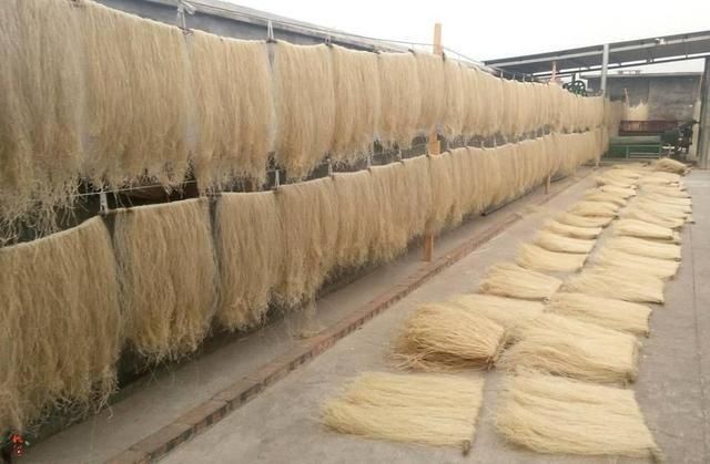 合涧45岁农家女返乡创业 红薯粉条一季纯利10万