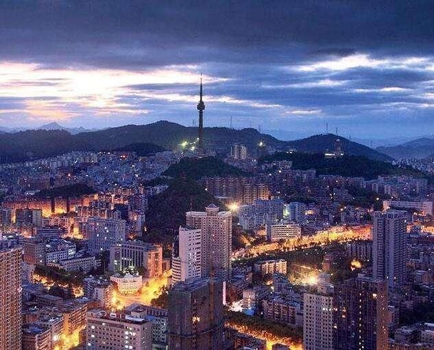 贵州省一座收入低物价高的城市, 消费水平直逼