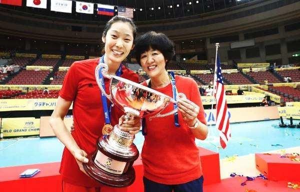 李盈莹跟刘晓彤内战最强CP 能顶替朱婷跟常宁