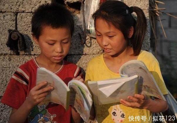 女孩高考后帮老板洗盘子,工资三千,老板给三万